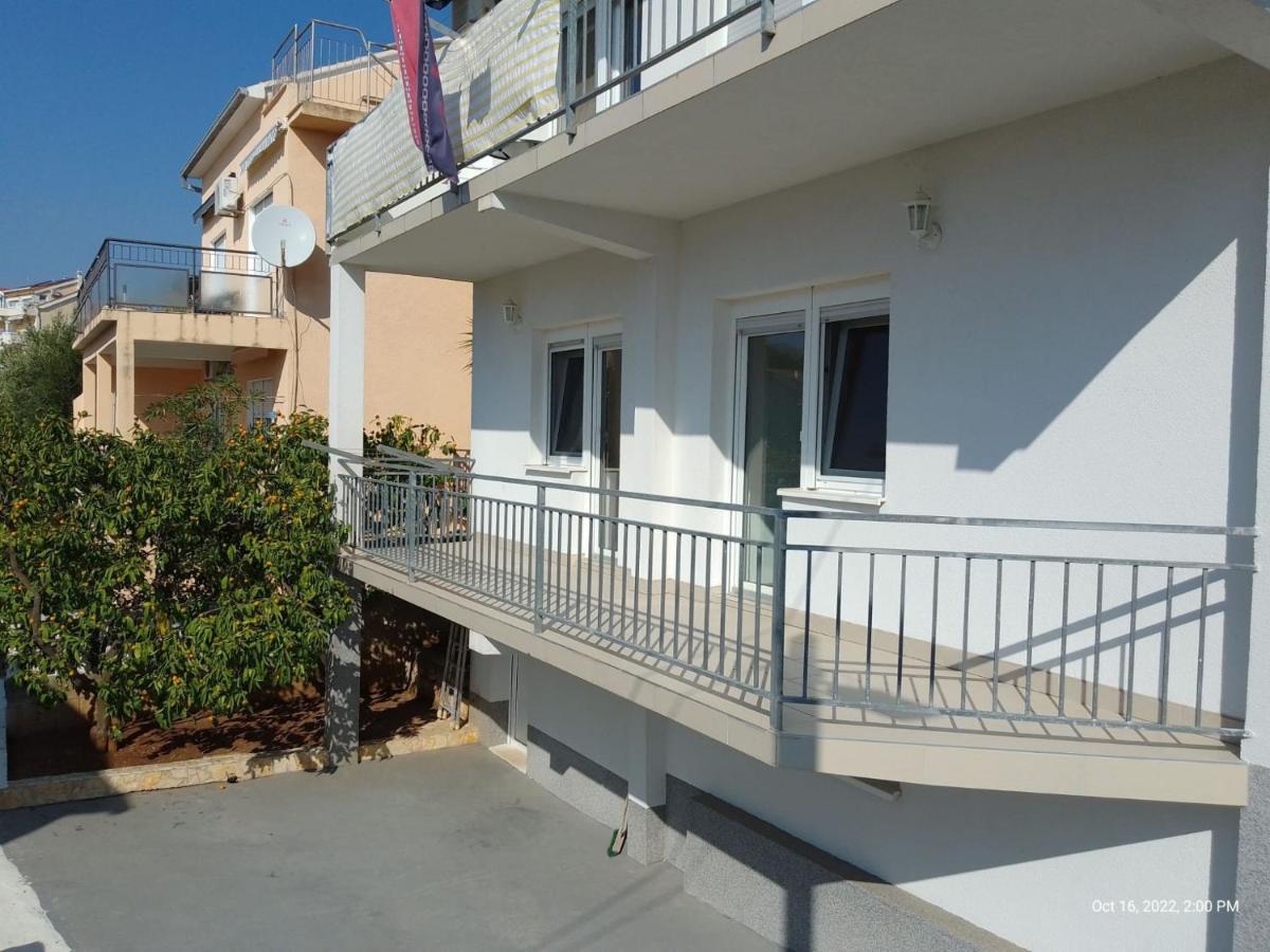Apartman Tomic - Copacabana Beach Okrug Gornji Esterno foto